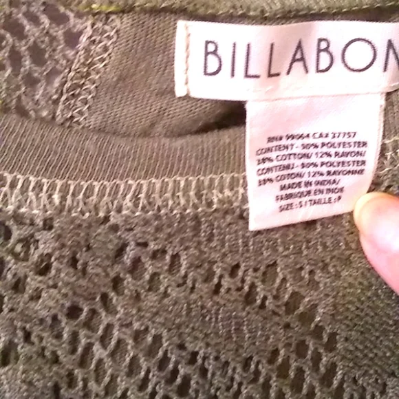NWT Billabong Oversize Top SP/ M - Picture 3 of 4